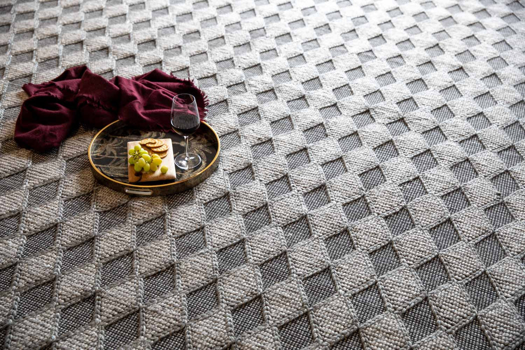 Voke Polyproylene Luxe Rug