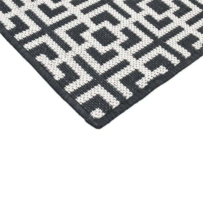 elevenpast Rug Synthesis Black Rug